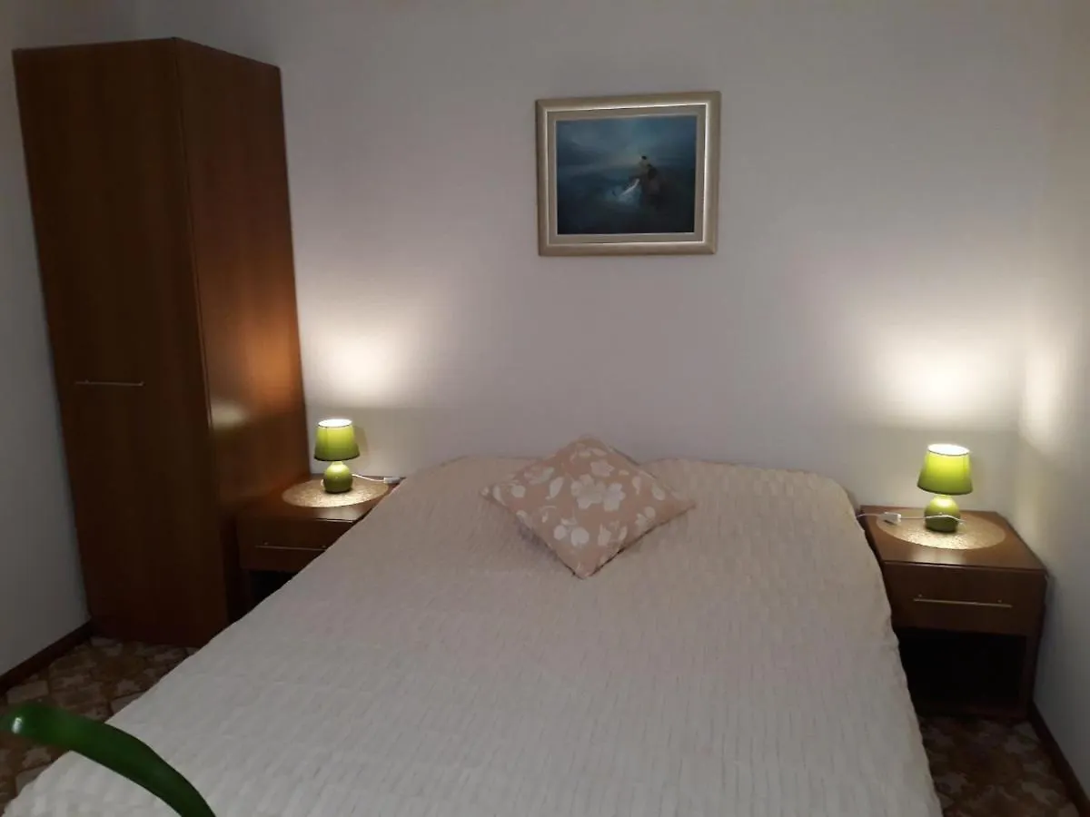 Apartmani Banina Ika Apartment