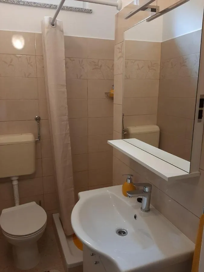 Apartmani Banina Ika 0*,  Croatia