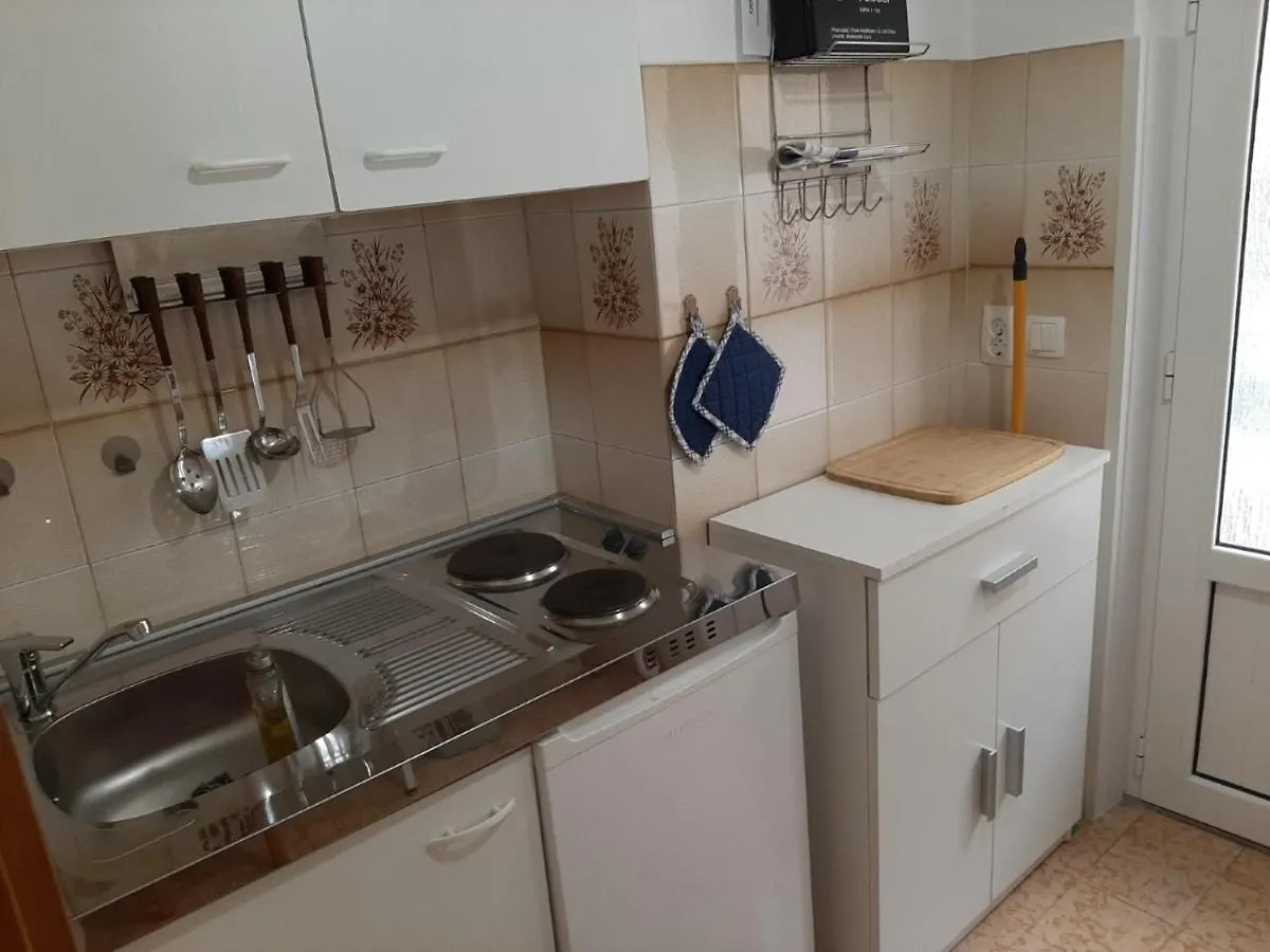 Apartmani Banina Ika 0*,  Croatia